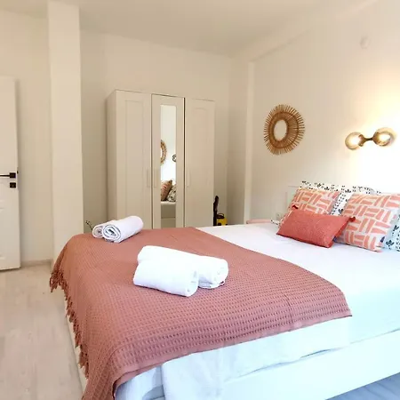 Guney By Safiya ギョジェク