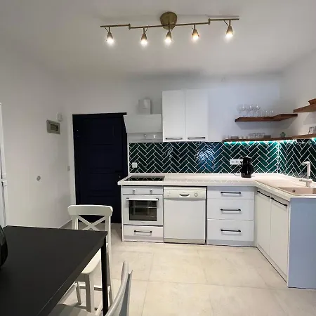 Guney By Safiya Göcek