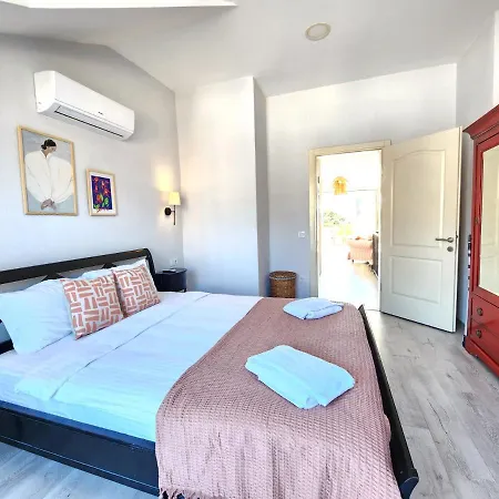 Apartment Guney By Safiya *