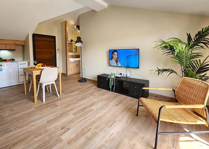 아파트 Guney By Safiya 교젝